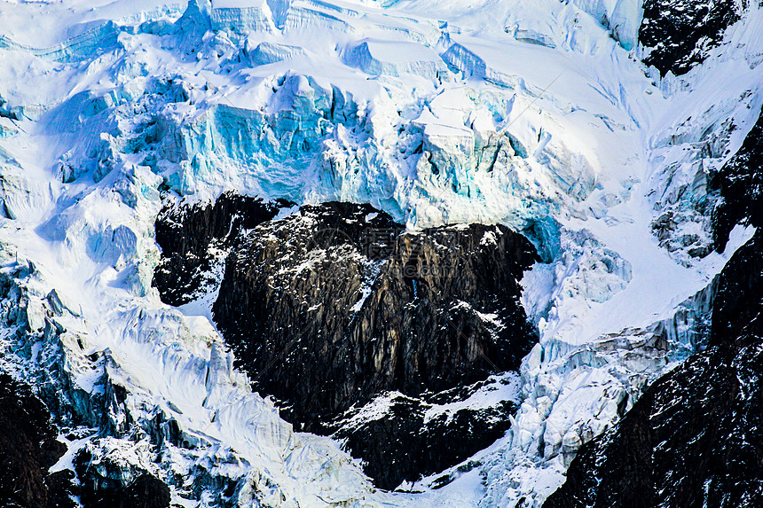 甲应村的梅里雪山4A景区图片