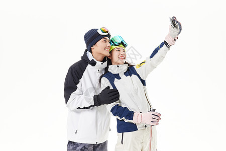 年轻滑雪情侣自拍图片