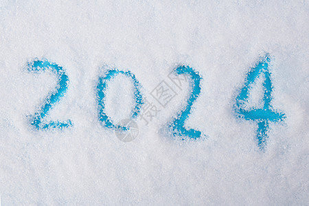 雪面上的2024背景图片