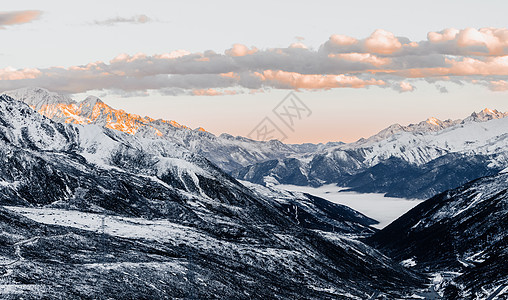 贡嘎雪山冬日风光图片