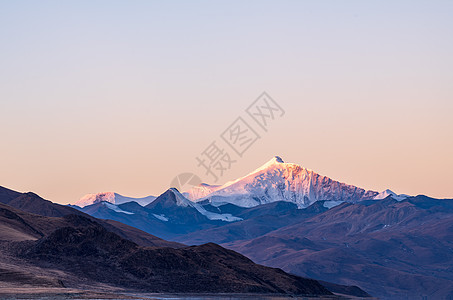 雪山山峰西藏南迦巴瓦雪山冬日风光背景