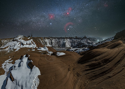 陕西波浪谷冬季雪景星空图片