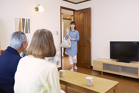 日本人打招呼图片