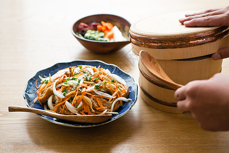 美食料理高兴饭桶高清图片