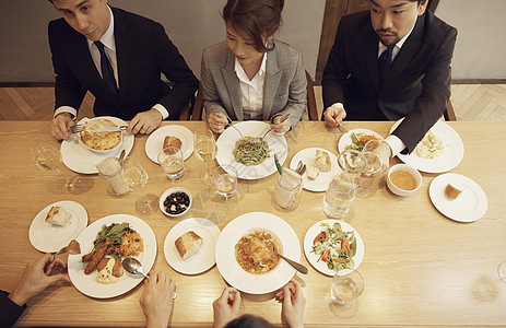 女企业家商务人士共进午餐图片