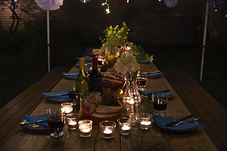 露天烛光晚餐图片素材
