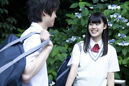 好朋友男放学的高中生背景
