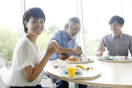 员工食堂餐厅就餐形象图片