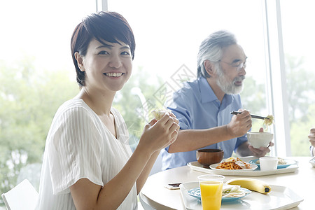 员工食堂餐厅就餐形象图片