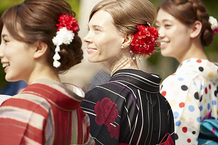 外国女性在古都和日本女性旅行图片