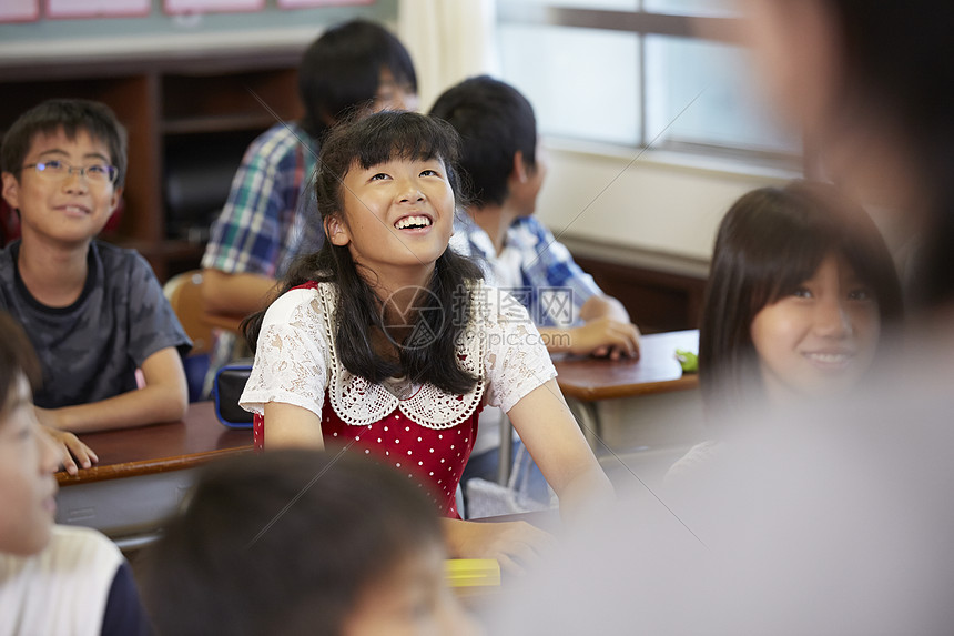 学生多彩的校园生活高清图片下载-正版图片502040731-摄图网