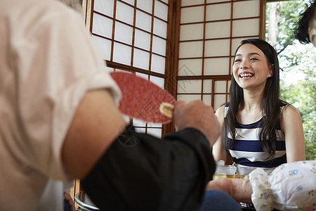 农村生活家庭快乐氛围图片