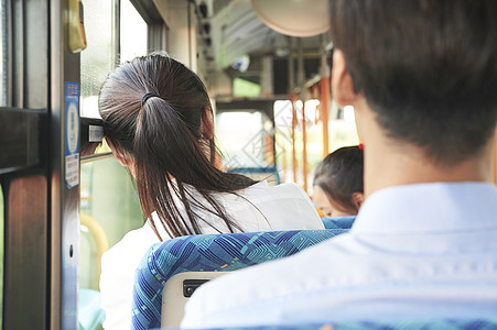 公交车背景图伤感图片