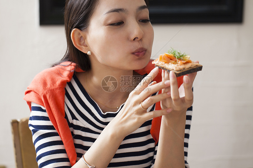 友谊与美食的句子