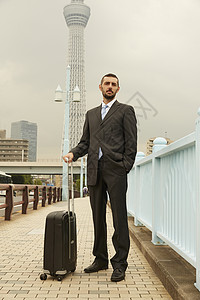 男上班族男人们东京商务旅行外国人图片