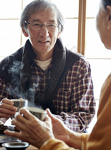 居家老人生活图片