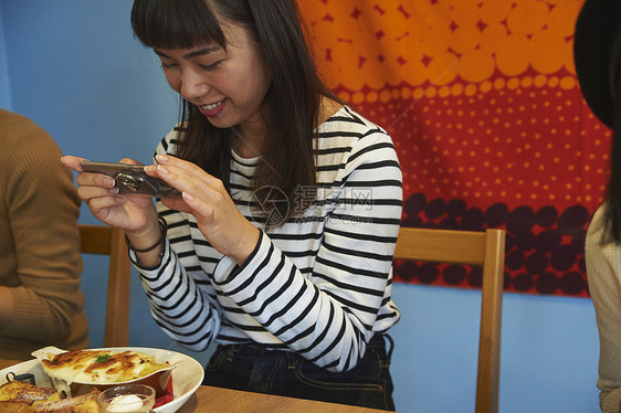 午饭打碎甜点咖啡馆女子协会图片