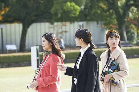 欣赏人类走路旅游妇女广岛和平纪念公园图片
