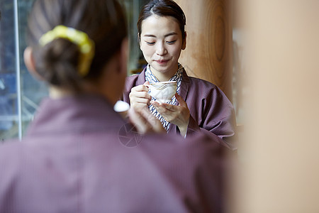 红茶女士人类外国妇女享受旅行和日本妇女图片