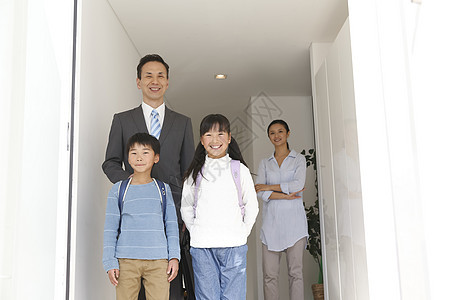 舒适的公司职员亚洲人家庭办公室图片