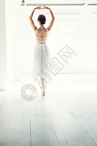 美丽的芭蕾舞女演员图片