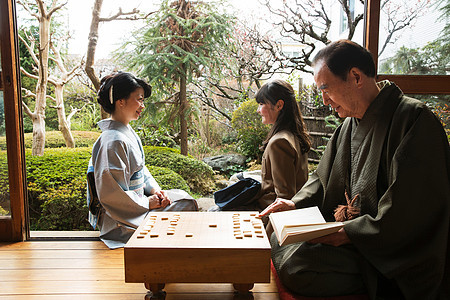 银发族人类长辈一个富裕的家庭shogi图片