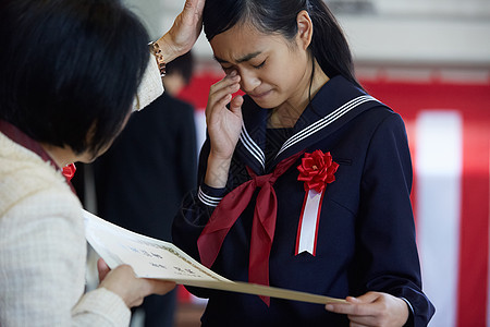 高中初中女孩活动授予文凭图片