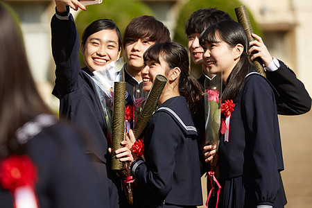 男孩们男孩手机校园毕业生图片