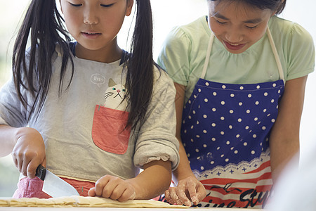 山梨食物在森林里森林学校小学生做饭图片