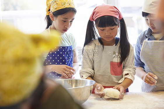 夏织物特殊产品森林学校小学生做饭图片