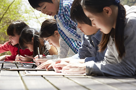 农村肖像绘画森林学校小学生图片