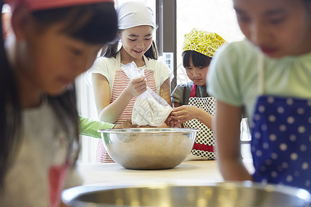 小学生做饭图片