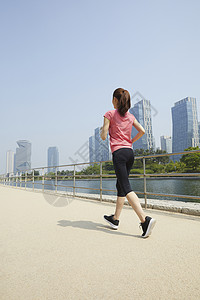 一点也不全身训练妇女体育中央公园松岛延苏古仁川图片