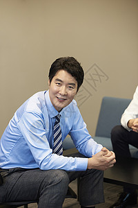 韩国人30岁40多岁商人图片
