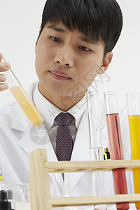 做化学实验的科学家图片