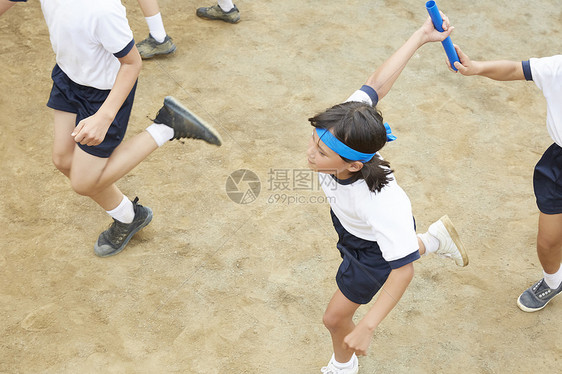 班级体育运动员接力球员图片