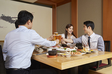 亚洲人幸福强烈的感情新雇员新餐馆新生意图片