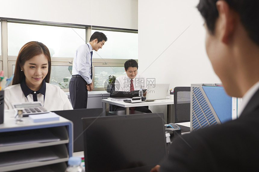 商务人士职场办公室上班高清图片下载-正版图片502119798-摄图网