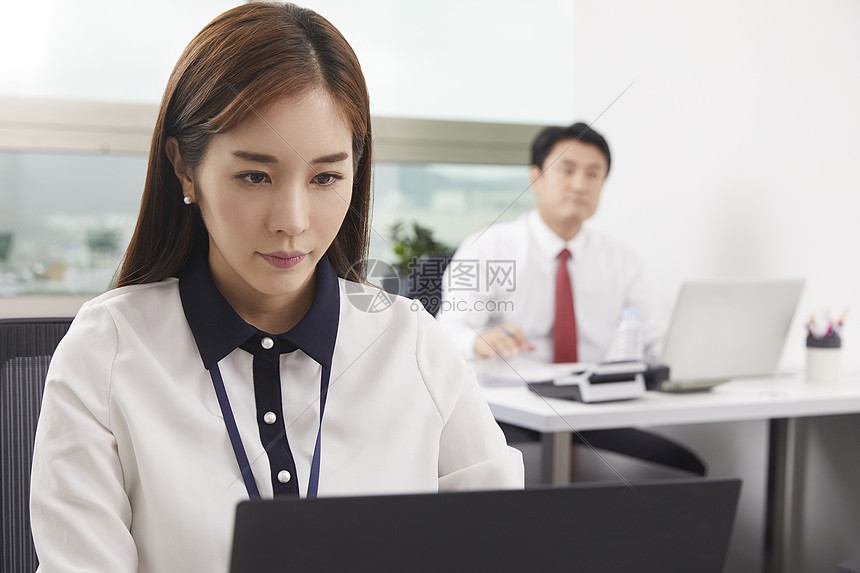 商务人士职场办公室上班高清图片下载-正版图片502119813-摄图网