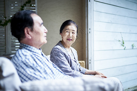 老年夫妇结婚周年活动图片