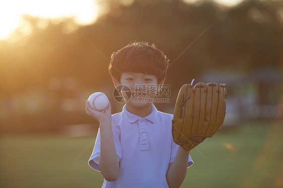 举起玩体育儿童棒球图片