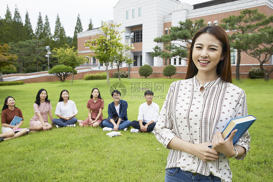 学习年轻人强烈的感情大学生图片