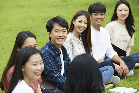 青年负责人植物大学生图片