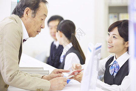 女孩女士们笑容银行职员图片