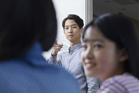 女孩轮廓笑学校老师学生图片