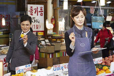 考试韩国人负责人商人市场购物图片