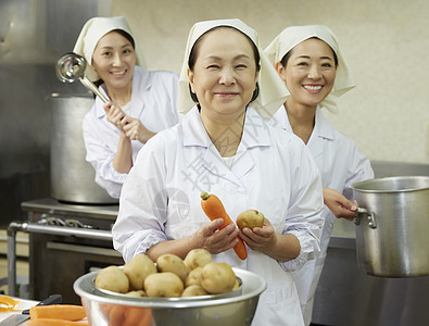 兼职者职业亚洲午餐做饭图片