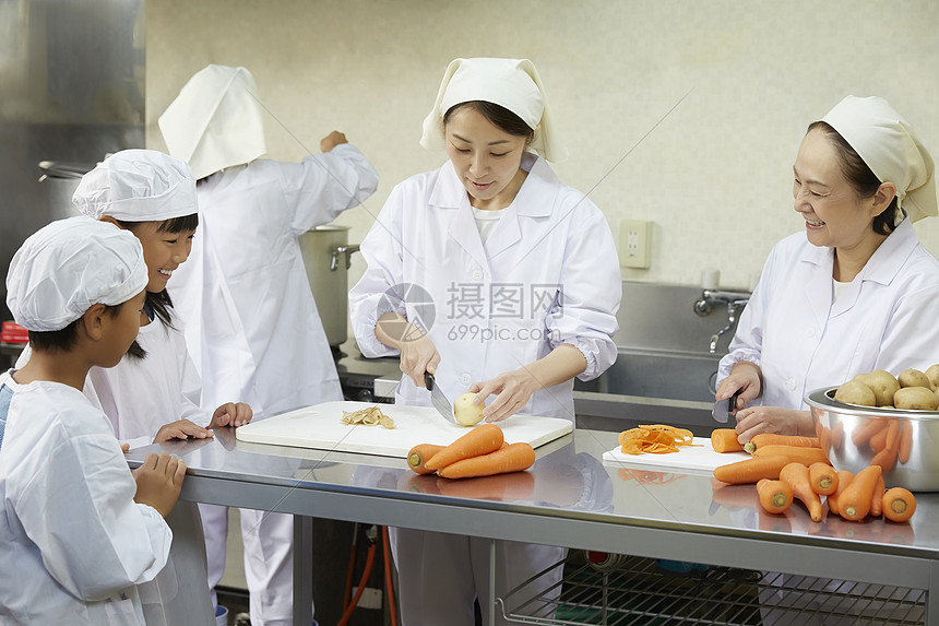 上半身碟食品午餐做饭图片