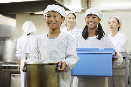 来微笑小学做午餐图片