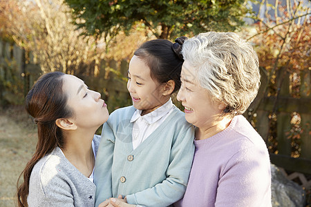 父母祖孙祖孙三代幸福家庭背景